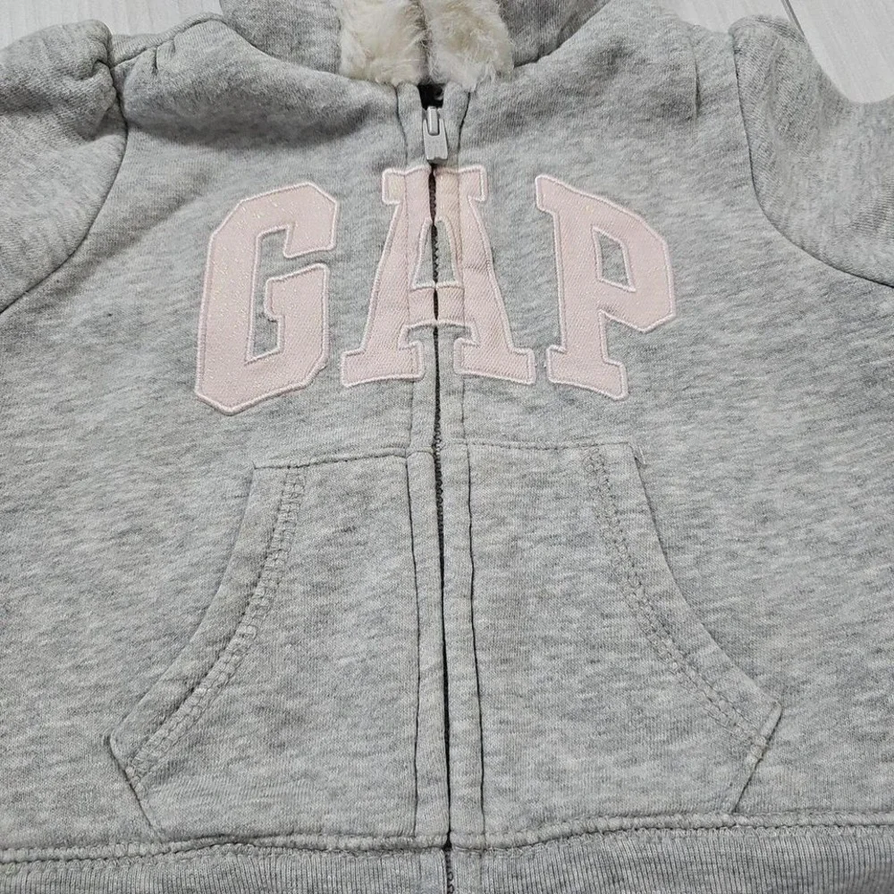 babyGap Baby Gray Sherpa Lined Zip Up Hoodie Jacket 6 12 Months Cozy Warm Casual